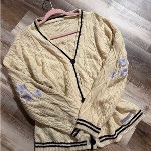 “Folklore” Dupe Cardigan Taylor Inspired, Cream Cable knit M